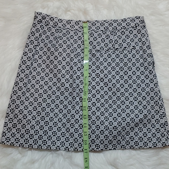 Liz Wear black and white skirt size 4 - Picture 6 of 6